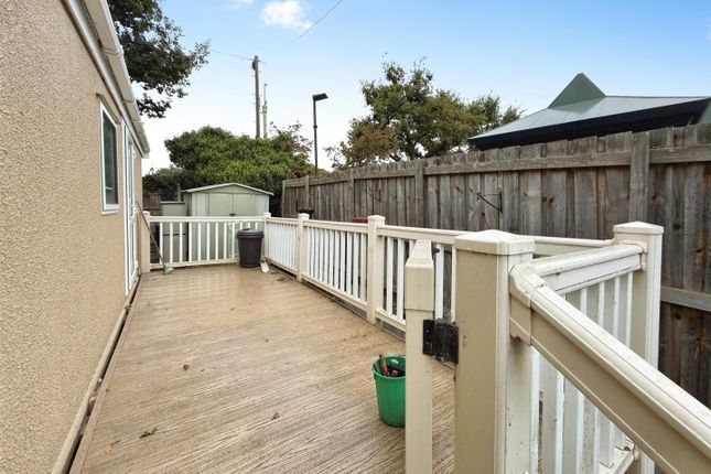 109 Beach Farm Residential & Holiday Park Ltd, Arbor Lane, Lowestoft photo 2