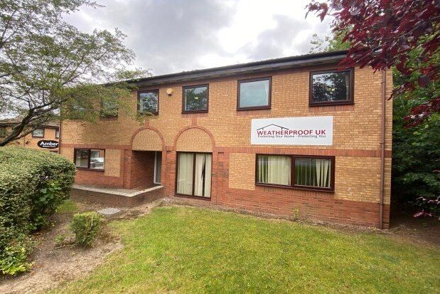 Thumbnail Property to rent in Amber Close, Tamworth