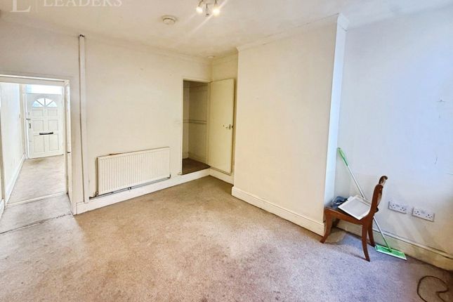 95, Balfour Road, Derby photo 2