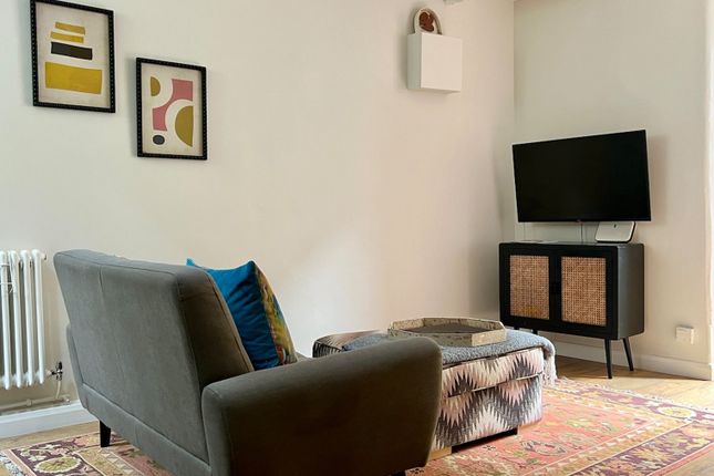 1-bed flat on Sheppards Barton, Sheppards Barton, Frome, £1,752/mo