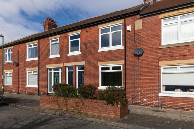 Thumbnail Flat for sale in Red House Road, Hebburn