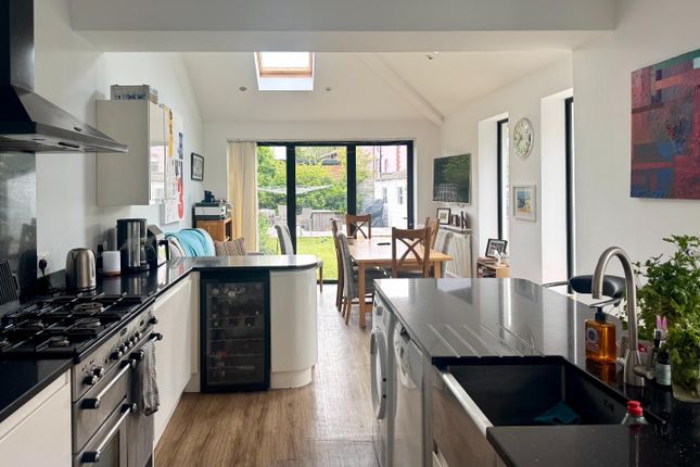 64, Stanwell Road, Penarth photo 4
