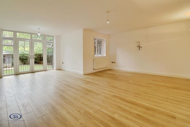 72, Longton Road, Stoke-On-Trent photo 3