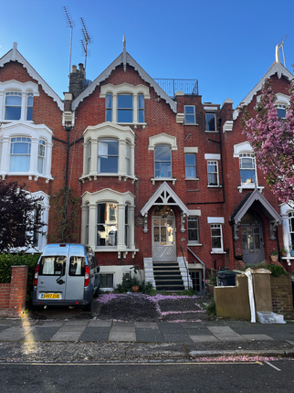 Thumbnail Duplex to rent in Cecile Park, London