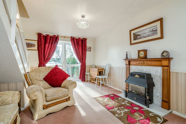 Waltwood Park Drive, Llanmartin photo 4