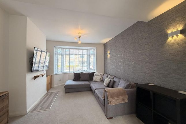 16, Warley Avenue, Morecambe photo 2