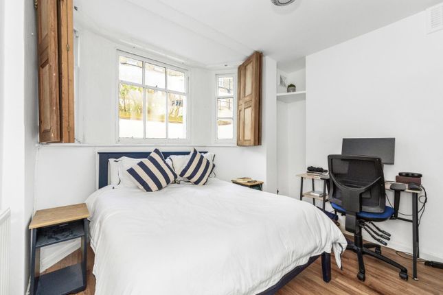 11a, Camden Hill Road, London photo 4