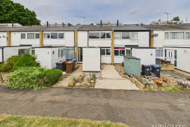 Cam02796G0-Pr0415-Still001