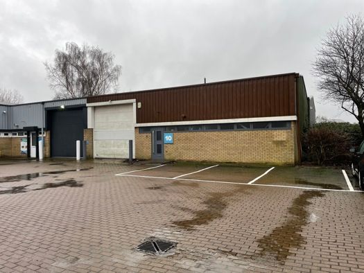 Light industrial to let in 10 Millbrook Close, St James Mill Business Park, Northampton