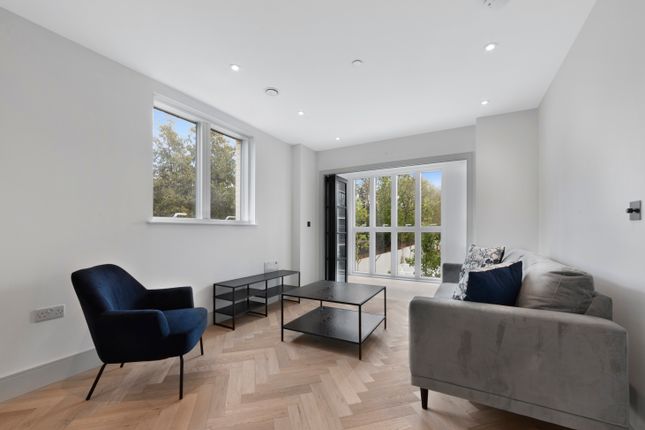 Thumbnail Flat to rent in Clifton Mansions, St. Pauls Avenue, London