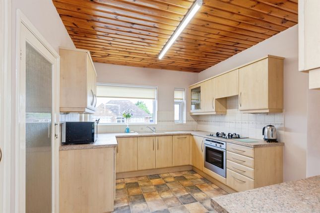 23, Chatteris Avenue, Leicester photo 4