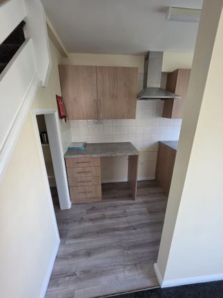 Nicholls Way, Roydon photo 4