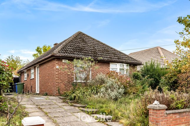 53, Emfield Road, Grimsby photo 2
