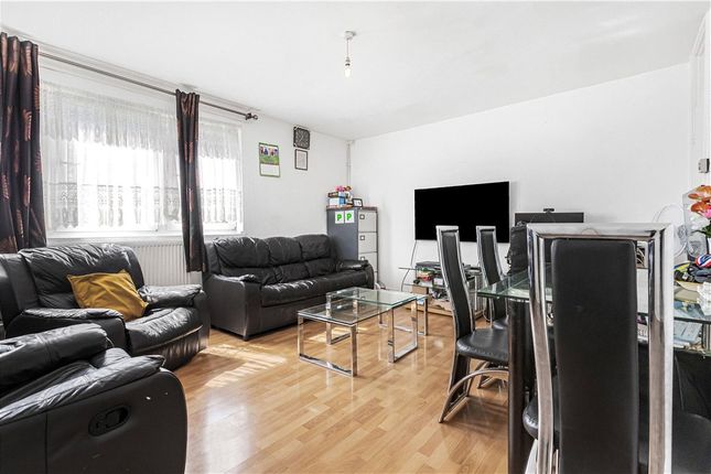 Flat for sale in Livermere Road, London