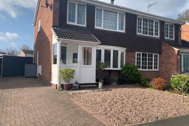 Thumbnail Property for sale in Randle Meadow, Great Sutton, Ellesmere Port