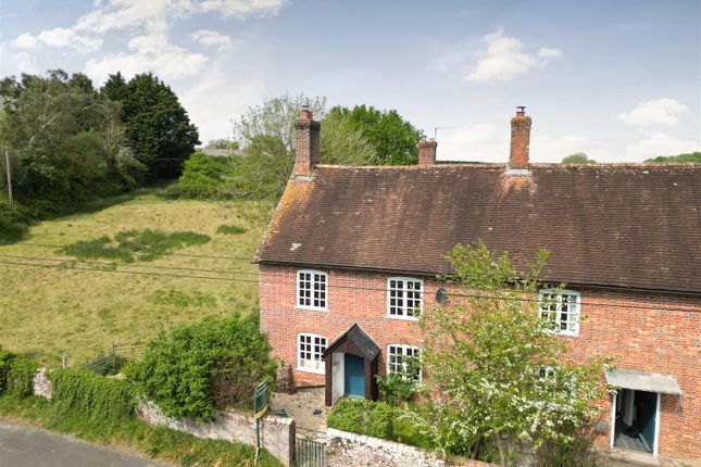 2-bed house on 40, West Morden, Wareham, £195,000