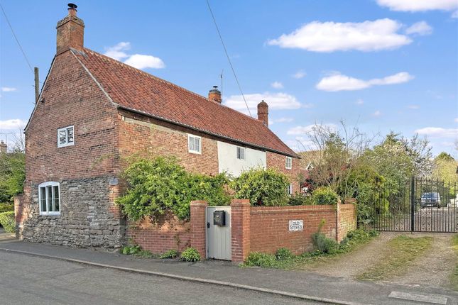 Cottage for sale in Old Stores Cottage, Low Street, Elston, Newark
