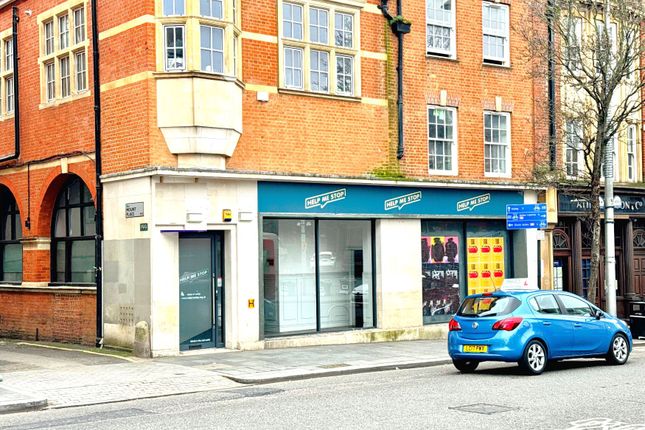 Retail premises to let in High Street, London