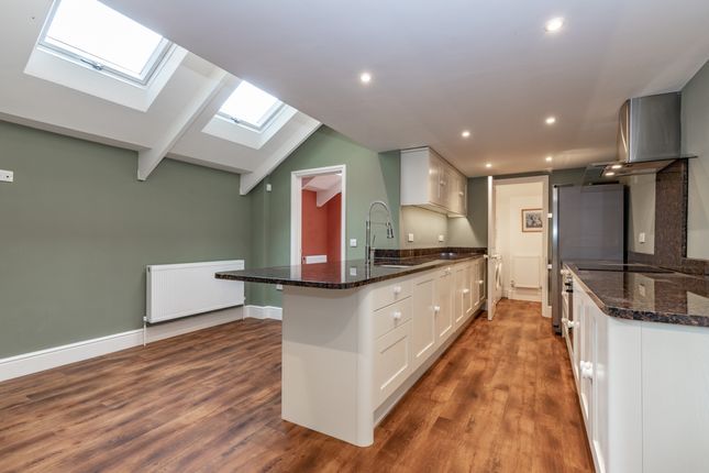 Thumbnail Town house to rent in St. John Street, Oxford