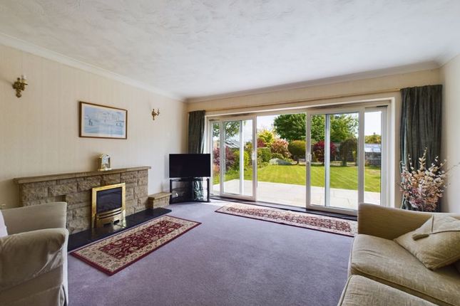 Bungalow for sale in New Bristol Road, Worle, Weston-Super-Mare