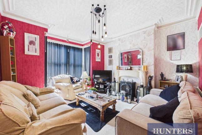 74, Windsor Crescent, Bridlington photo 2