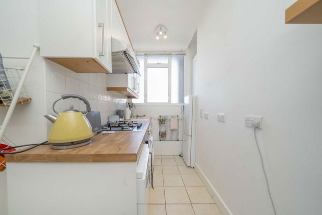 Flat 6O, Grove End House, Grove End Road, London photo 4