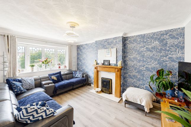 15 Sanderling Close, Bolton photo 2