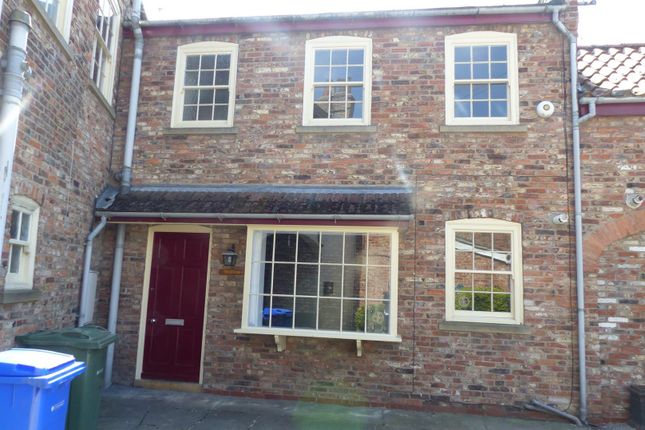 Thumbnail Cottage to rent in Bridgegate, Howden, Goole