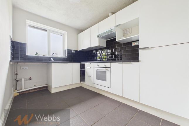 30, Hill Top View, Rugeley photo 3