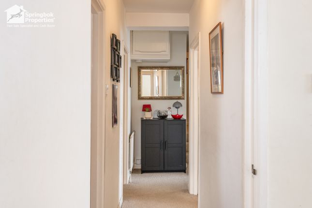 Flat 6, London House, Wiveliscombe photo 2