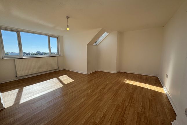 Flat 3, 12, Enys Road, Eastbourne photo 2