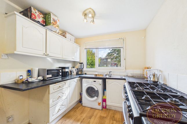 24, Hopmeadow Court, Northampton photo 4