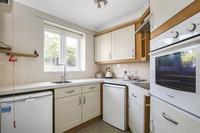 3 Custerson Court, Station Street, Saffron Walden photo 3