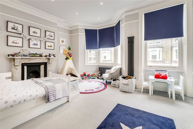 Terraced house for sale in Radipole Road, Parsons Green
