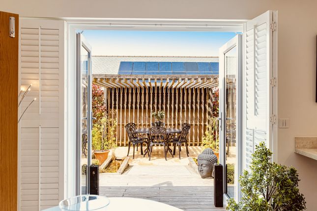 16, Cotton Road, Dartmouth photo 4