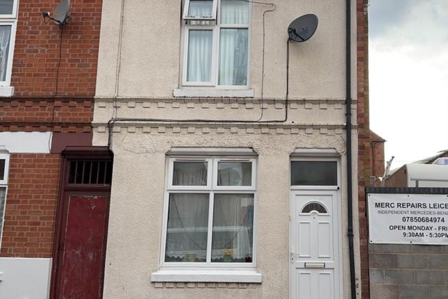 Thumbnail Terraced house for sale in Newington Street, Leicester