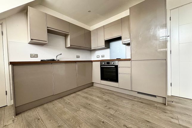 Flat 4, 63, Moulsham Street, Chelmsford photo 5