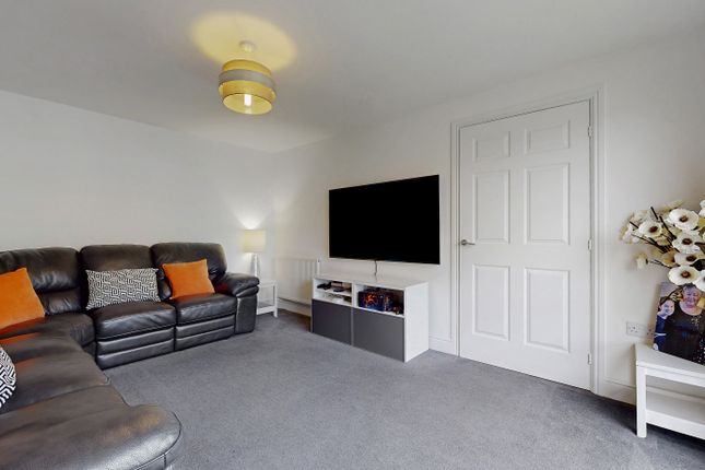8, Bleasdale Road, Renfrew photo 4