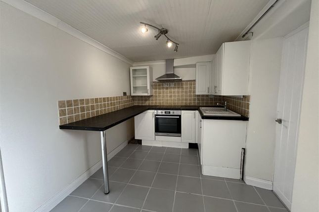 112, Furnham Road, Chard photo 2