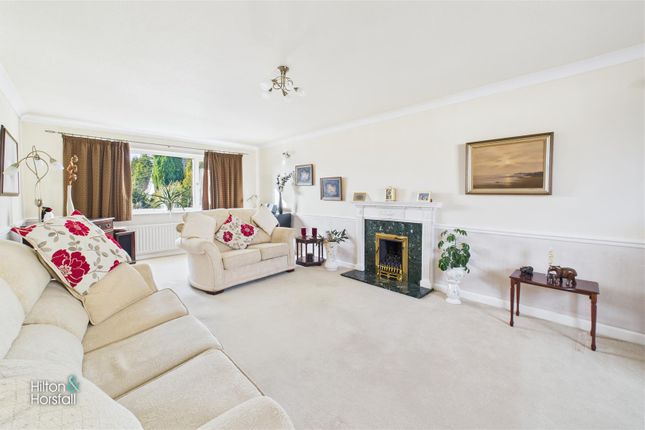 19, Whittycroft Drive, Barrowford photo 2