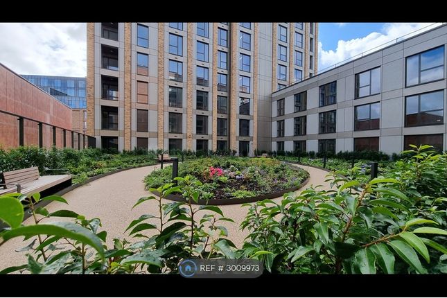 Flat, Marketfield Road, Redhill photo 3