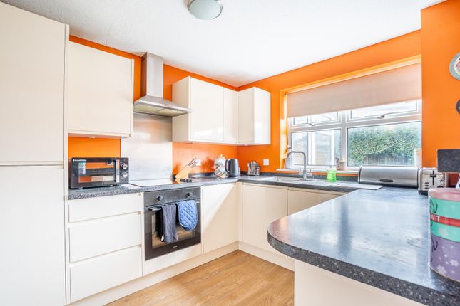 20, Bransholme Drive, York photo 4