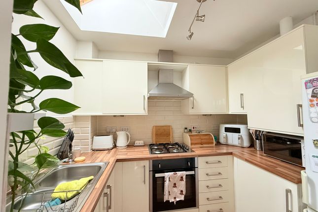 23, Crosstrees, Royal Wootton Bassett photo 4