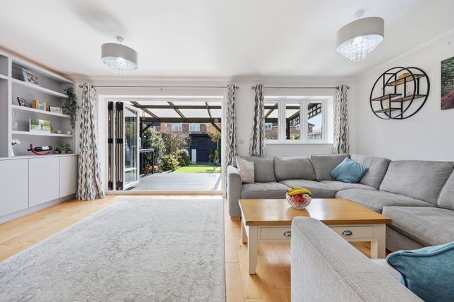 36 First Avenue, Billericay photo 2