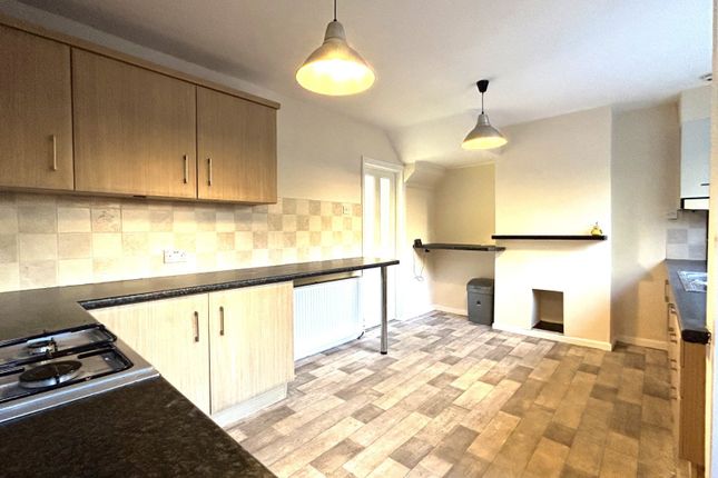 85, Tyndale Crescent, West Midlands photo 3
