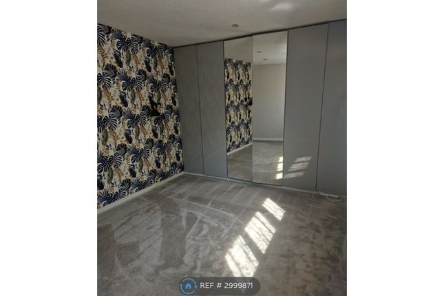 Longford St, Heywood photo 5