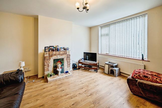 Windermere Way, Slough photo 3