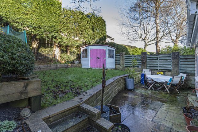 9, Lytham Way, Huddersfield photo 4