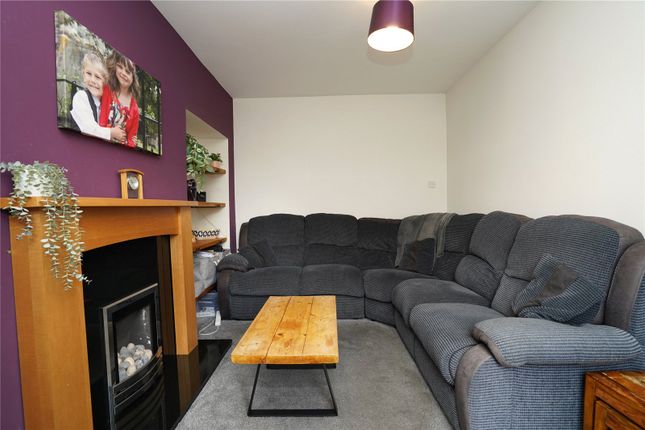 11, Church Lane Avenue, West Yorkshire photo 4