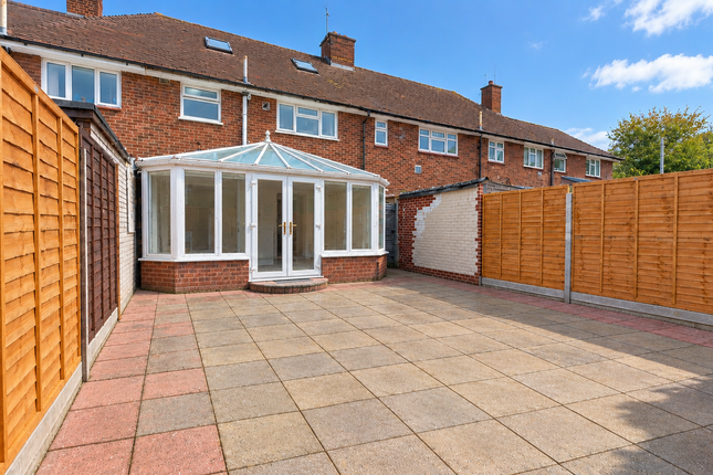 108 Sparrow Farm Drive, Feltham photo 2